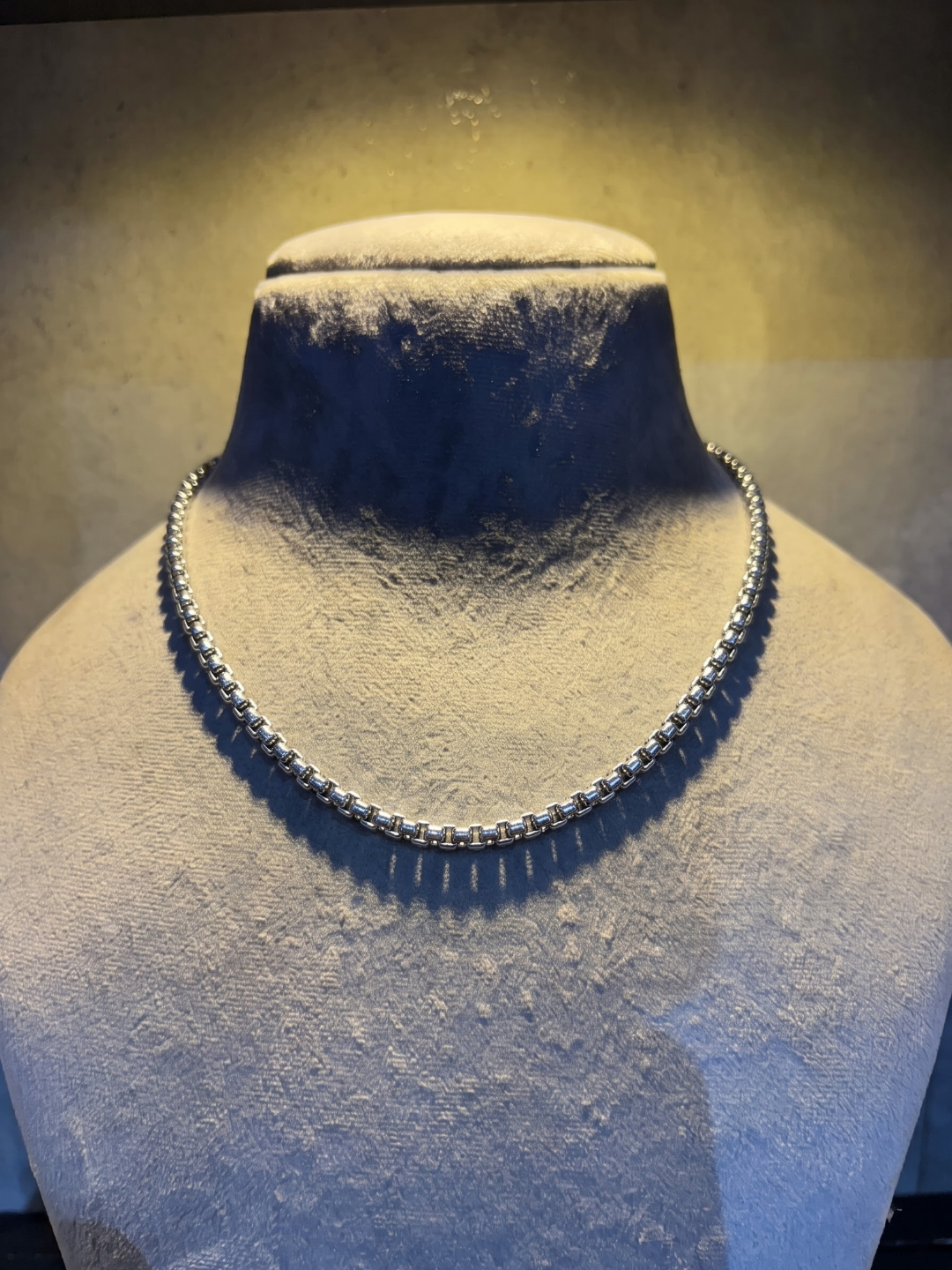 Titan Edge Chain