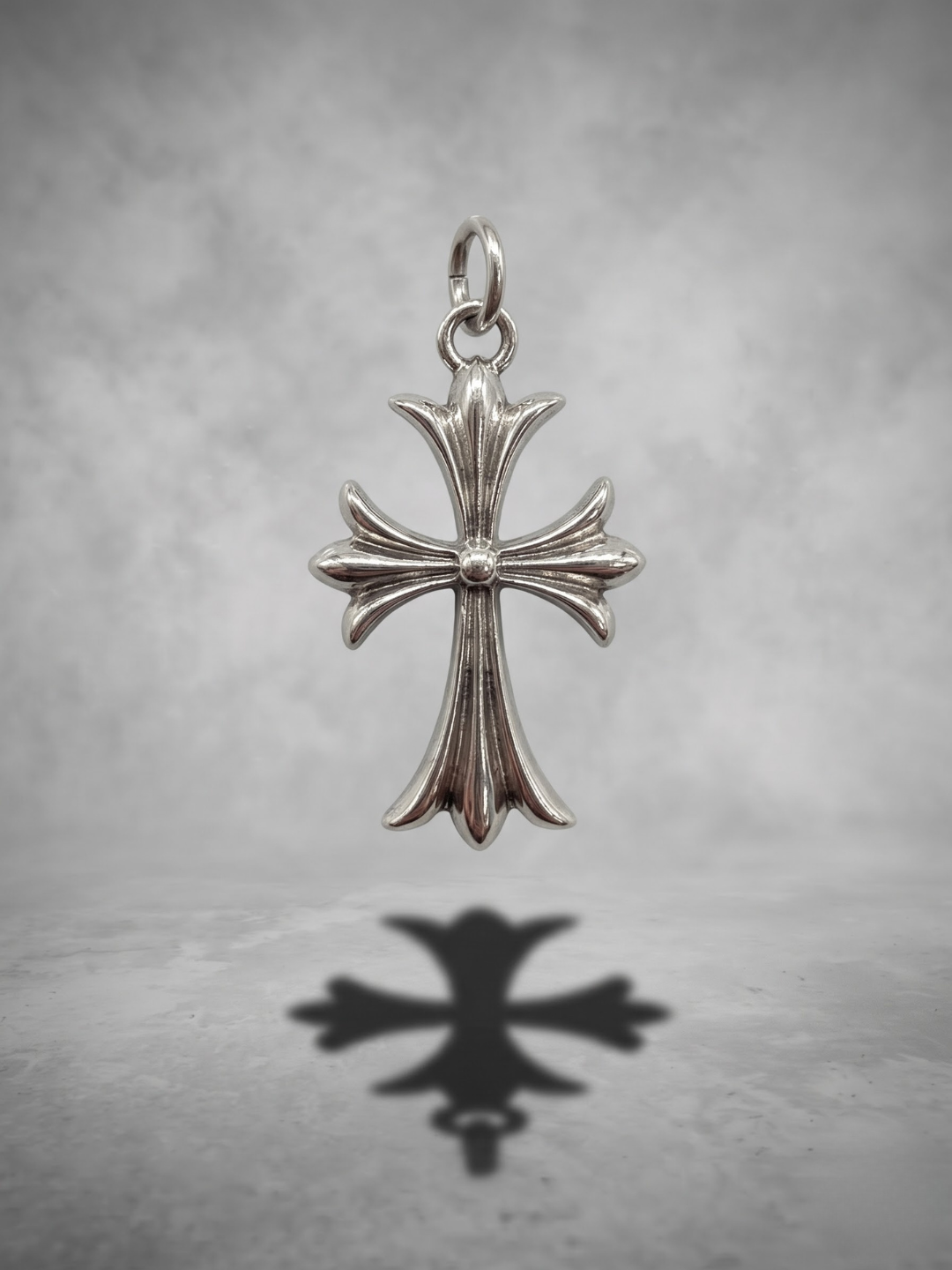 The Fleur de Croix Pendant