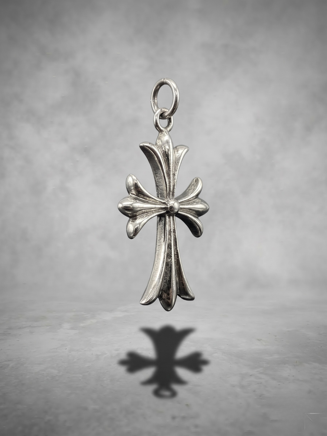 The Fleur de Croix Pendant