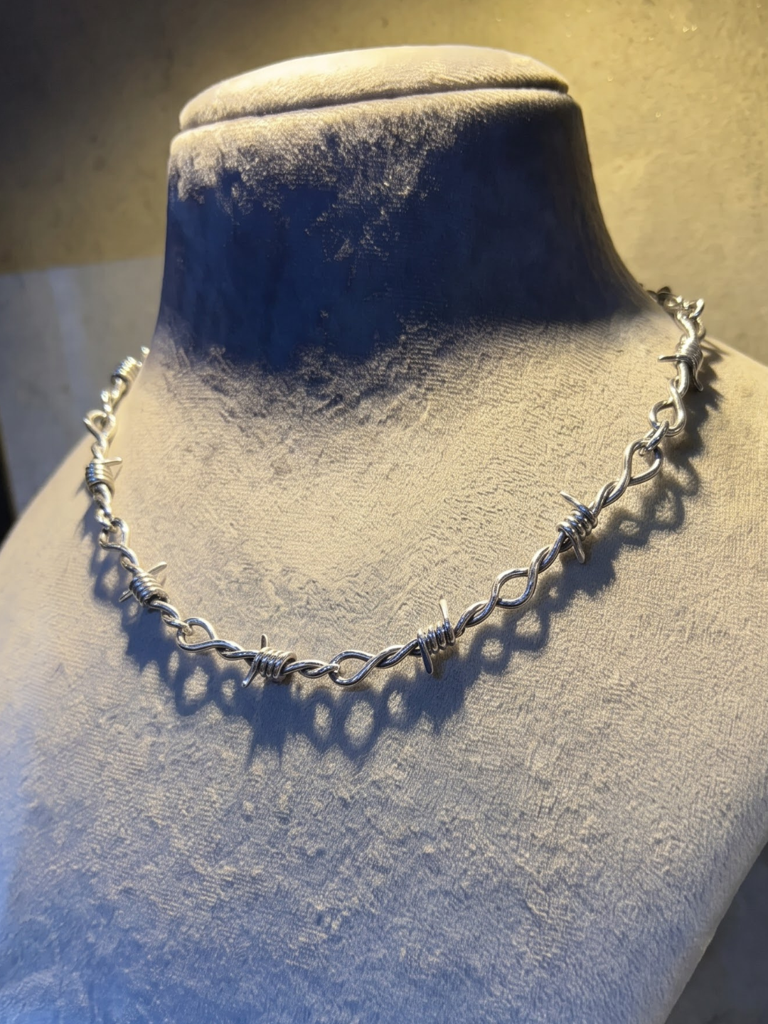 Edgy Silver Thorn Link Necklace