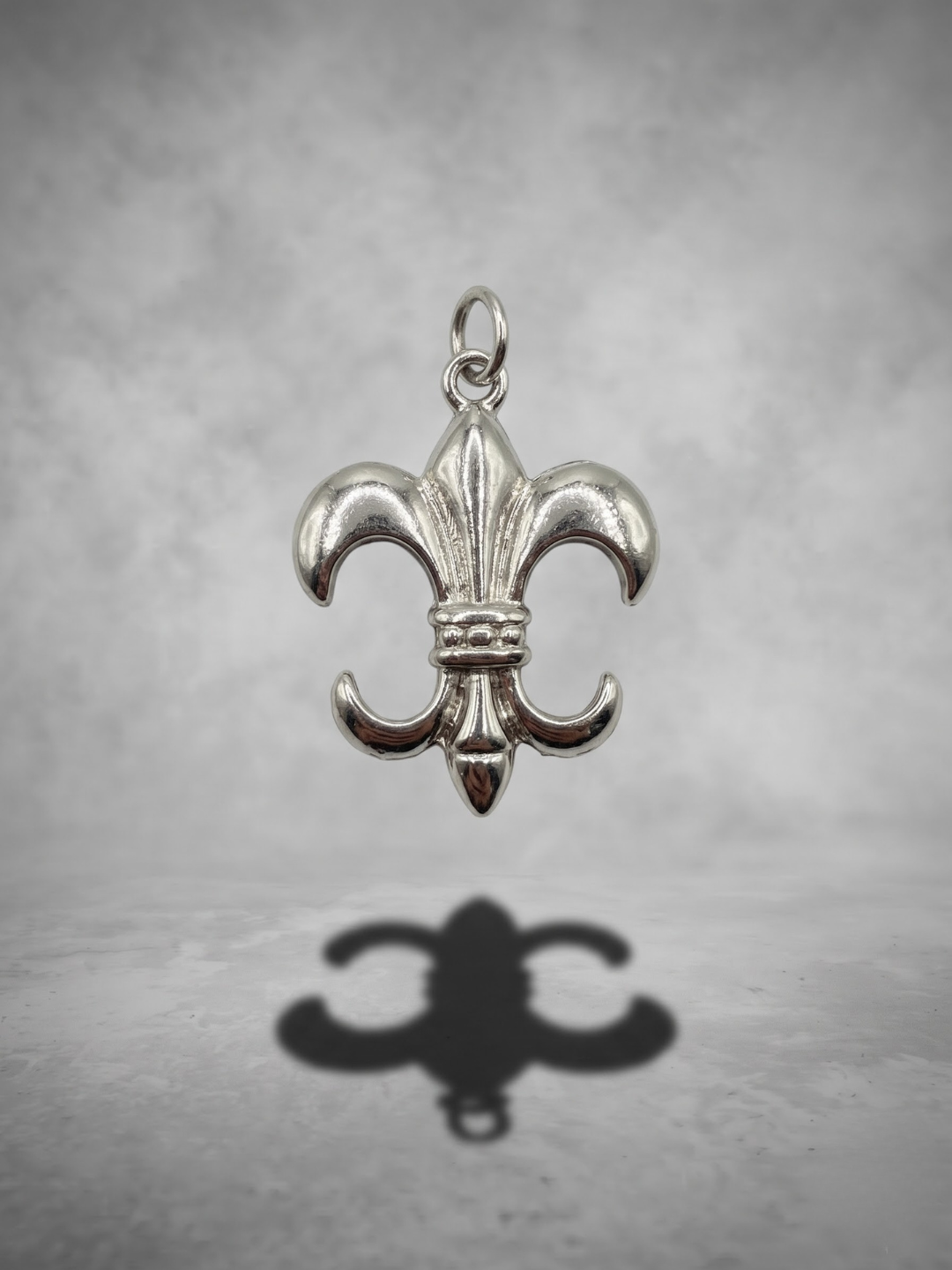Silver Fleur-de-Lis Pendant