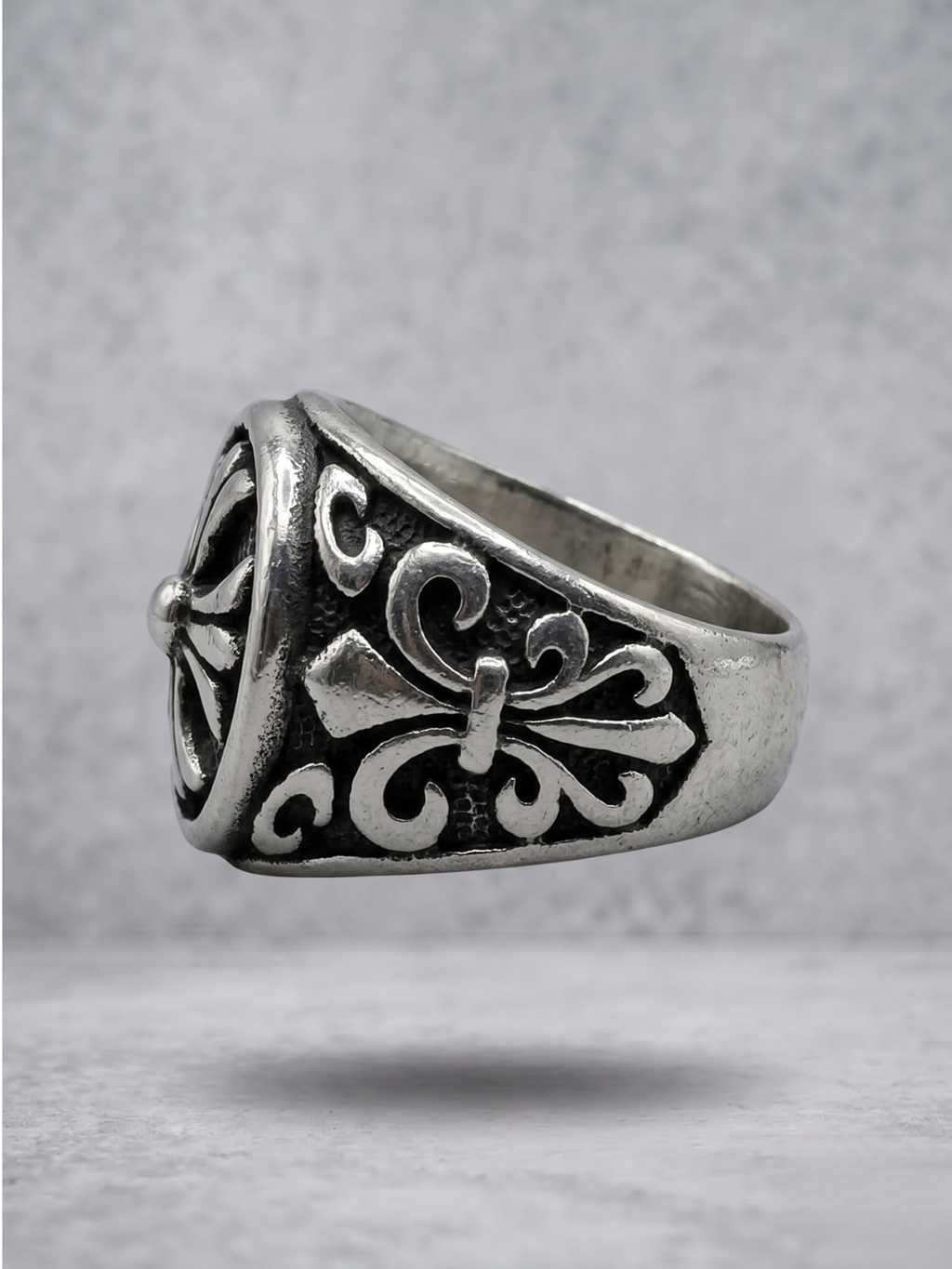 Gothic Cross Signet Ring
