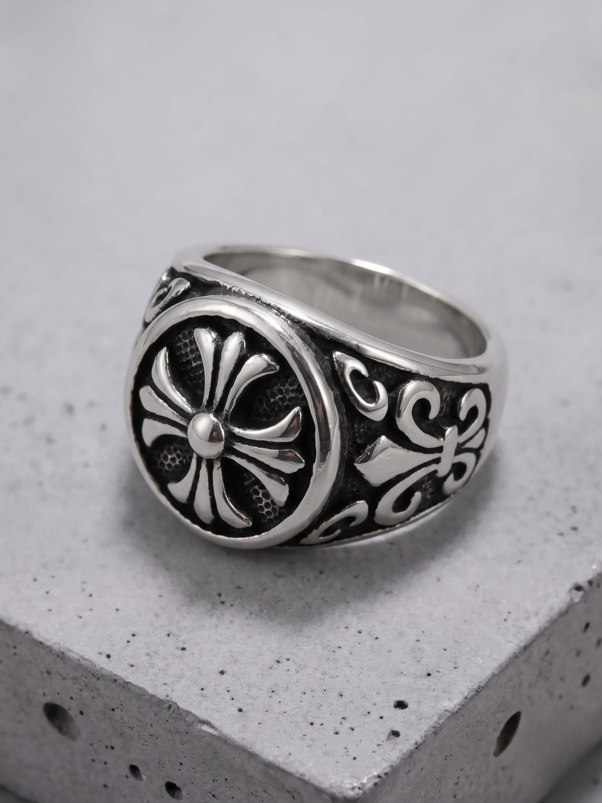 Gothic Cross Signet Ring