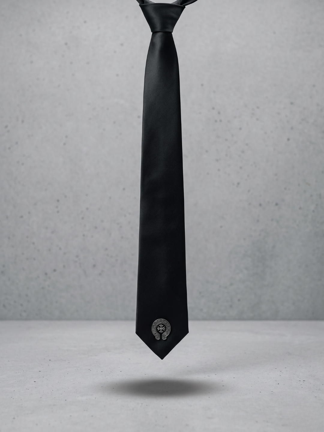 Noir Crest Signature Tie
