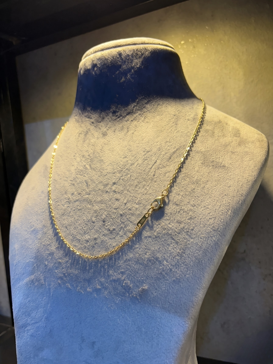 Golden Thread Chain