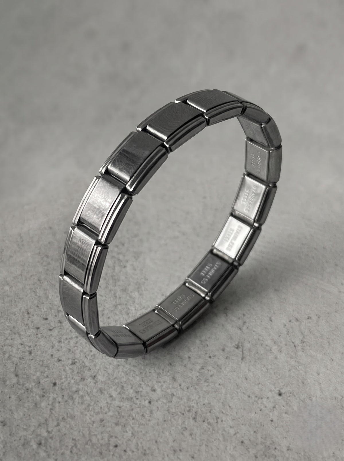 Gunmetal Stainless Steel Link Bracelet – Minimalist Stretch Edition