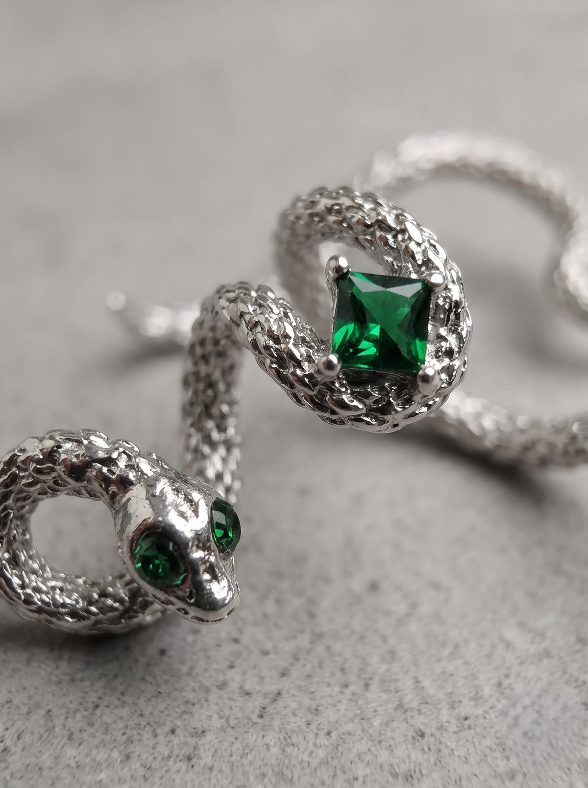 Emerald Serpent Ear Cuff