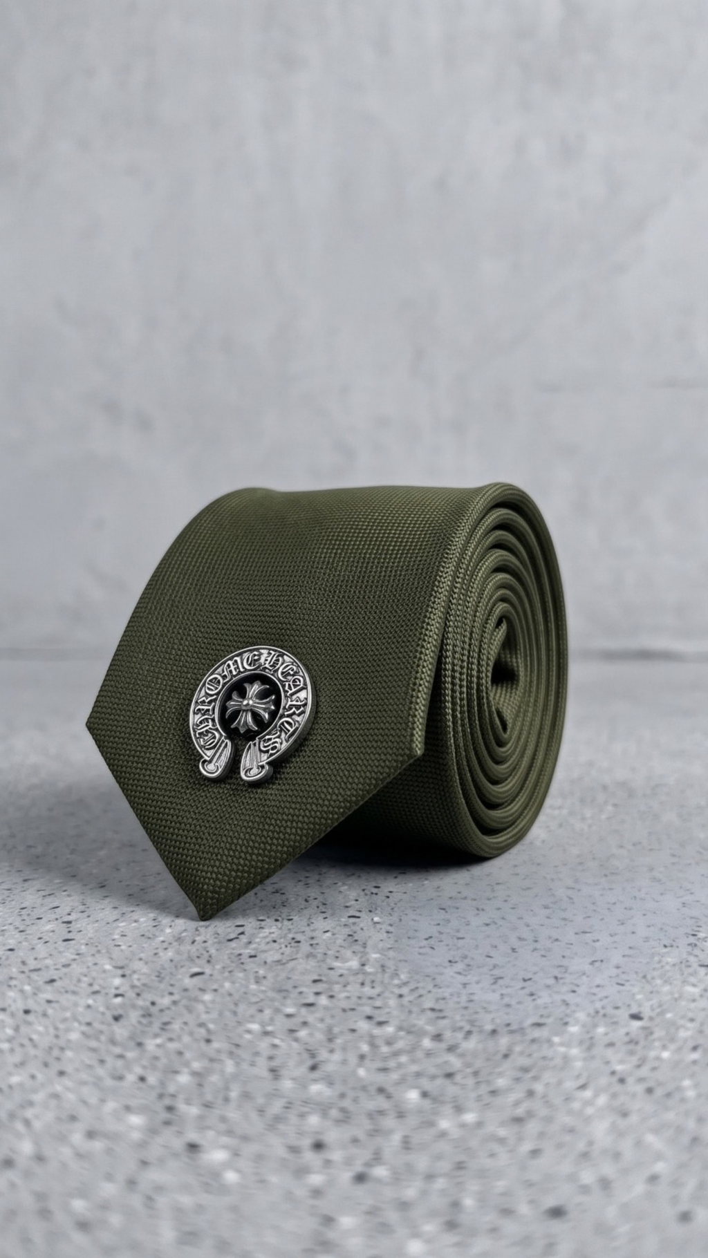 Olive Crest Textured Tie
