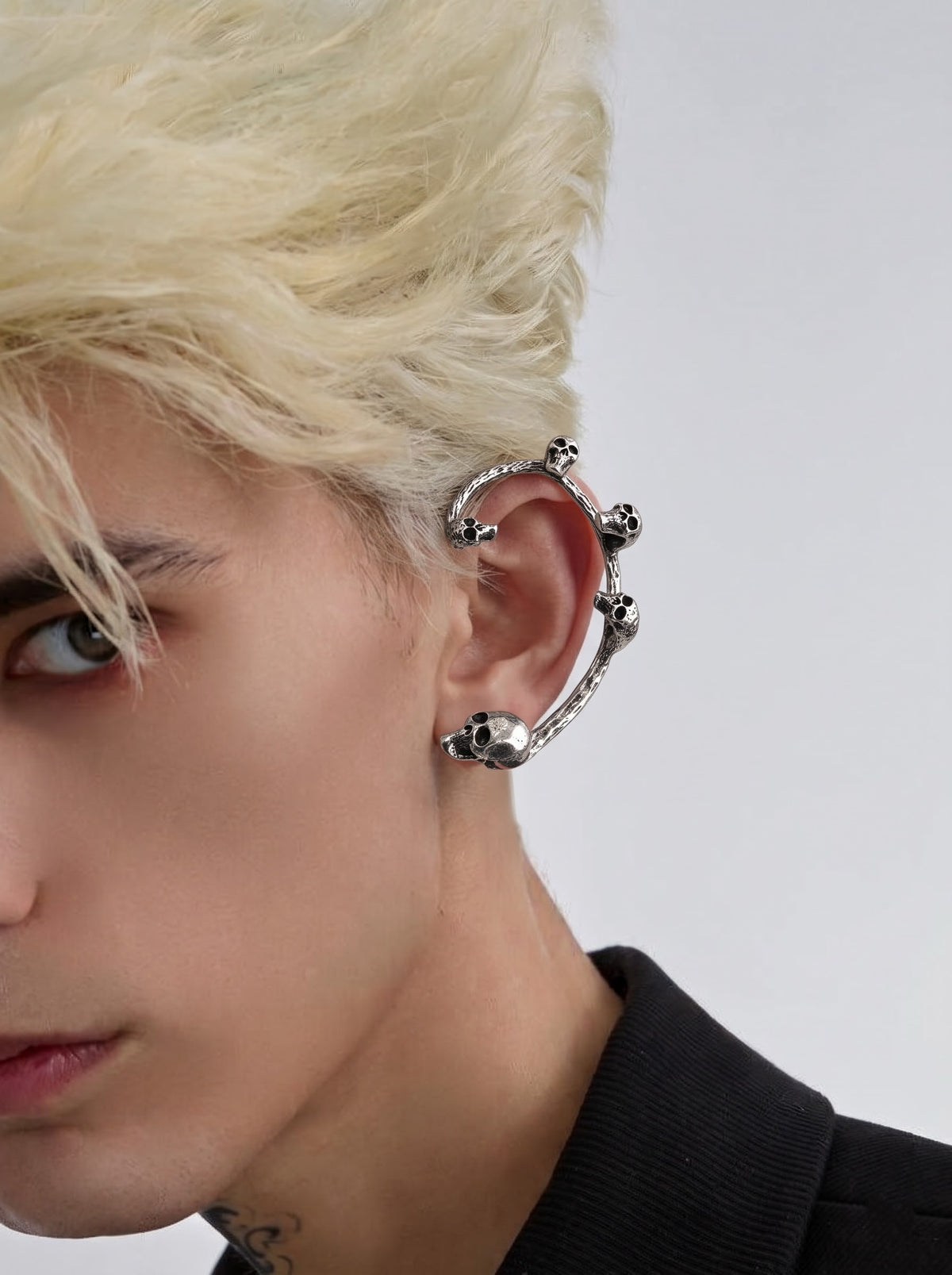 Silver Skull Arc Ear Cuff