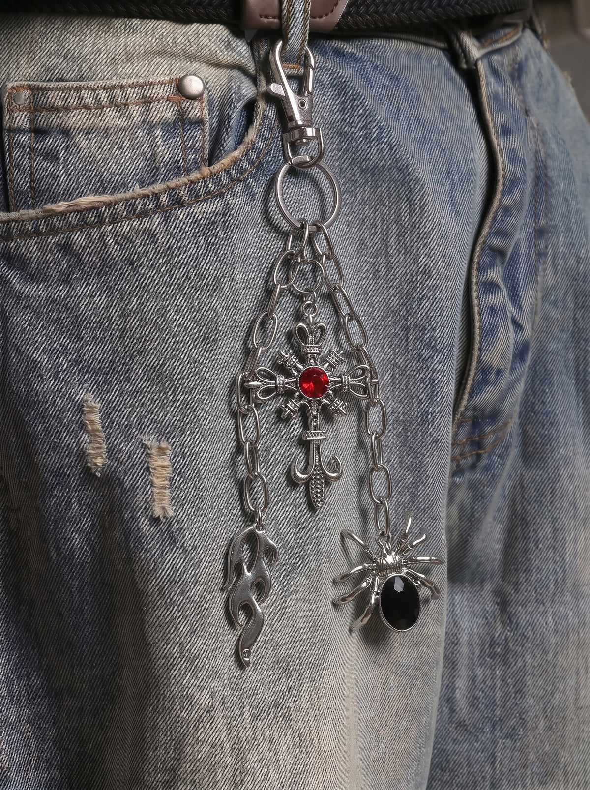 Gothic Royal Cross & Spider Keychain