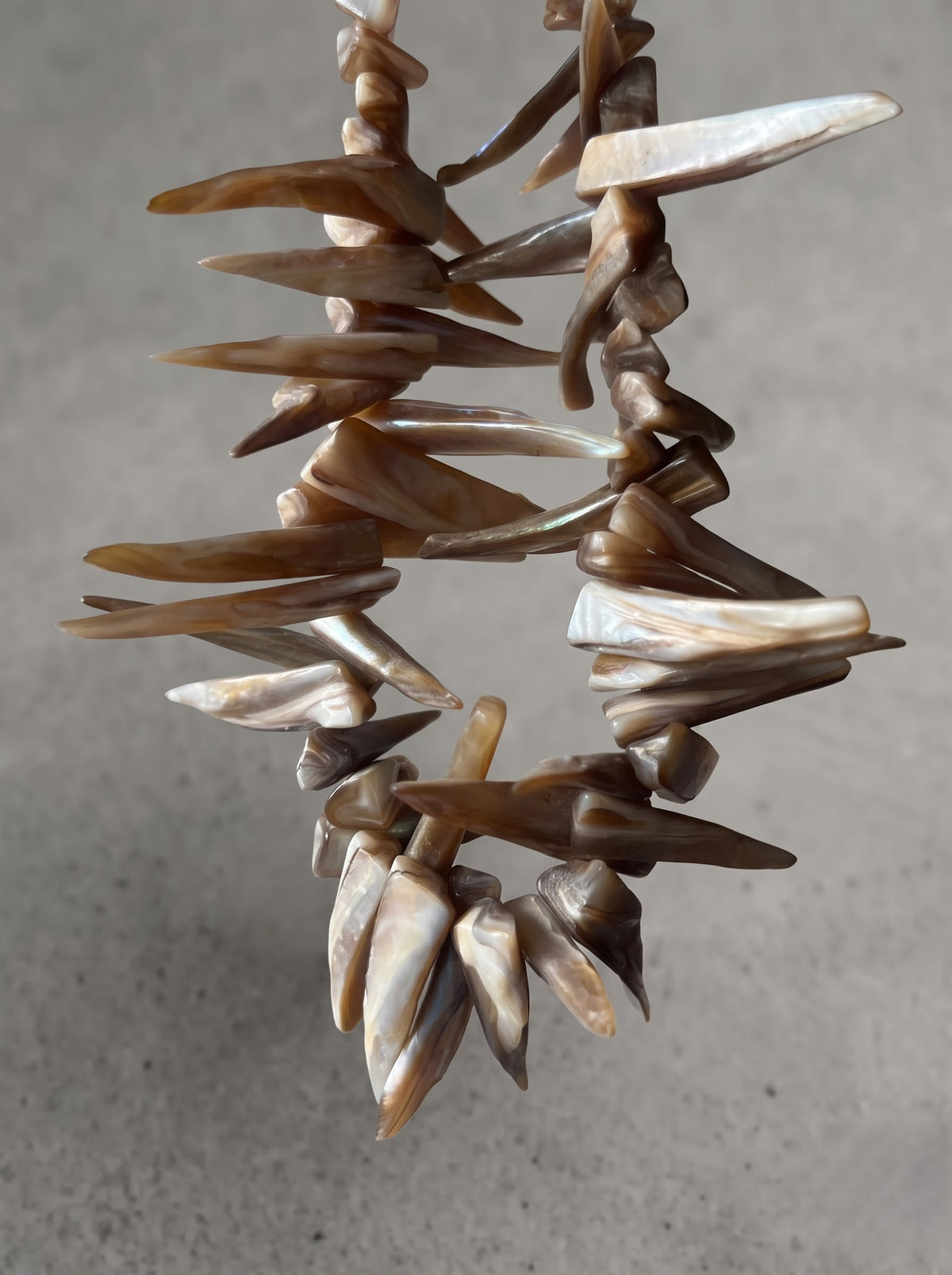 Brown Mother-of-Pearl Spike Necklace – Organic Shell Statement Edition