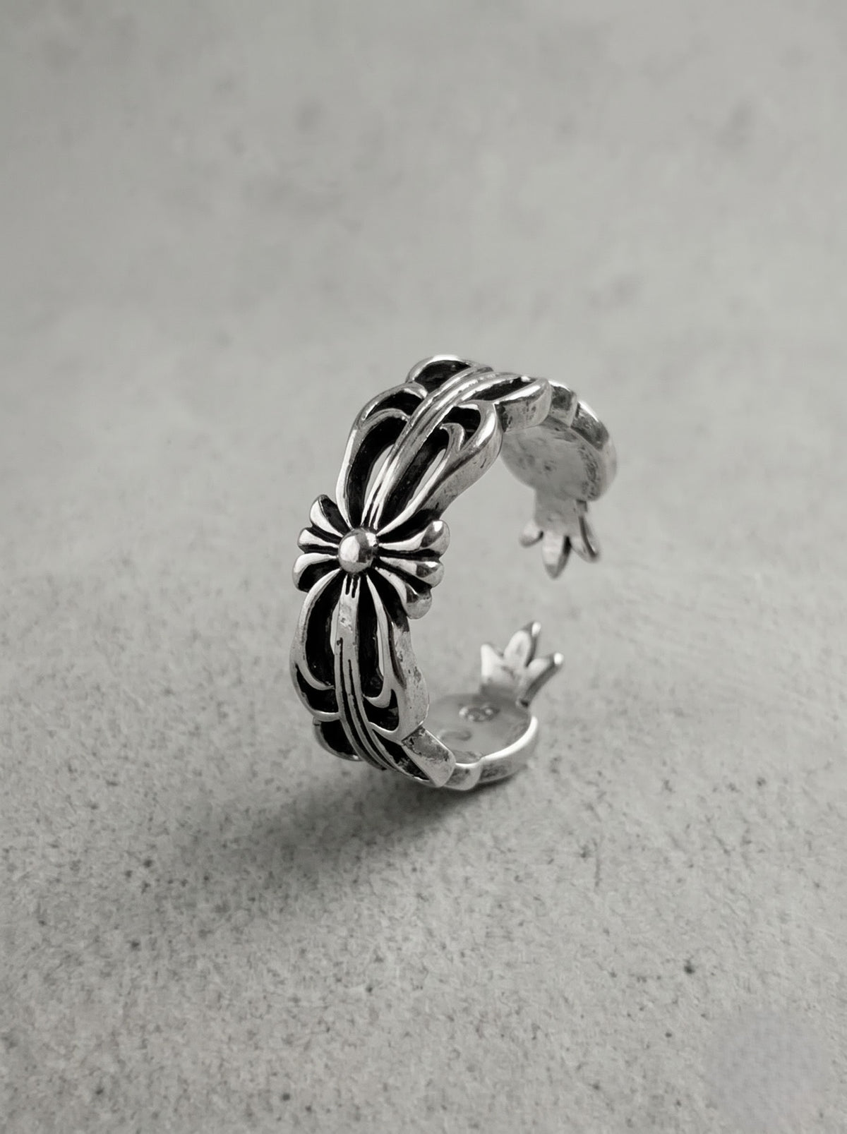 Antique Silver Gothic Wing Ring – Ornate Openwork Edition