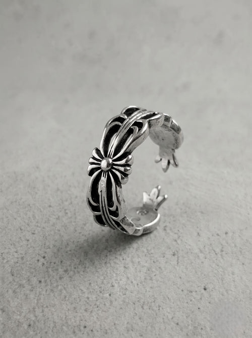 Antique Silver Gothic Wing Ring – Ornate Openwork Edition