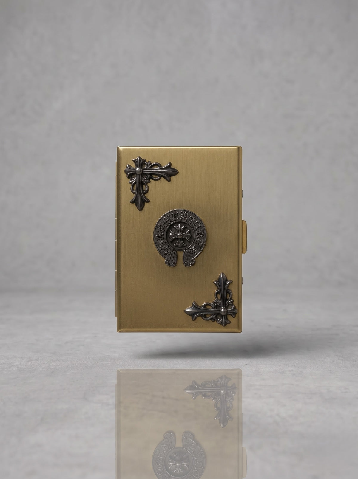 Regal Crest Gold Accordion Card Wallet