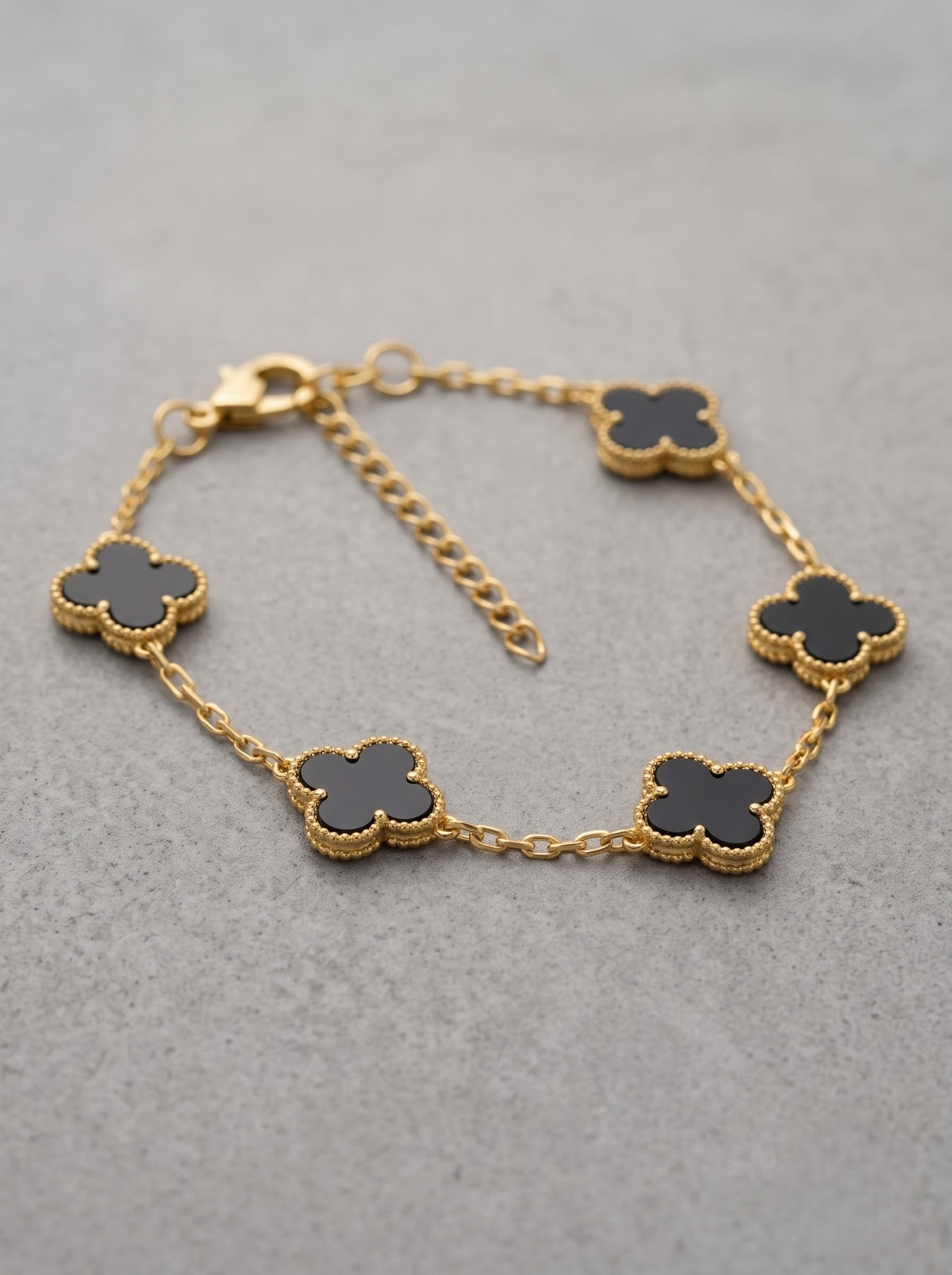 Noir Clover Link Bracelet