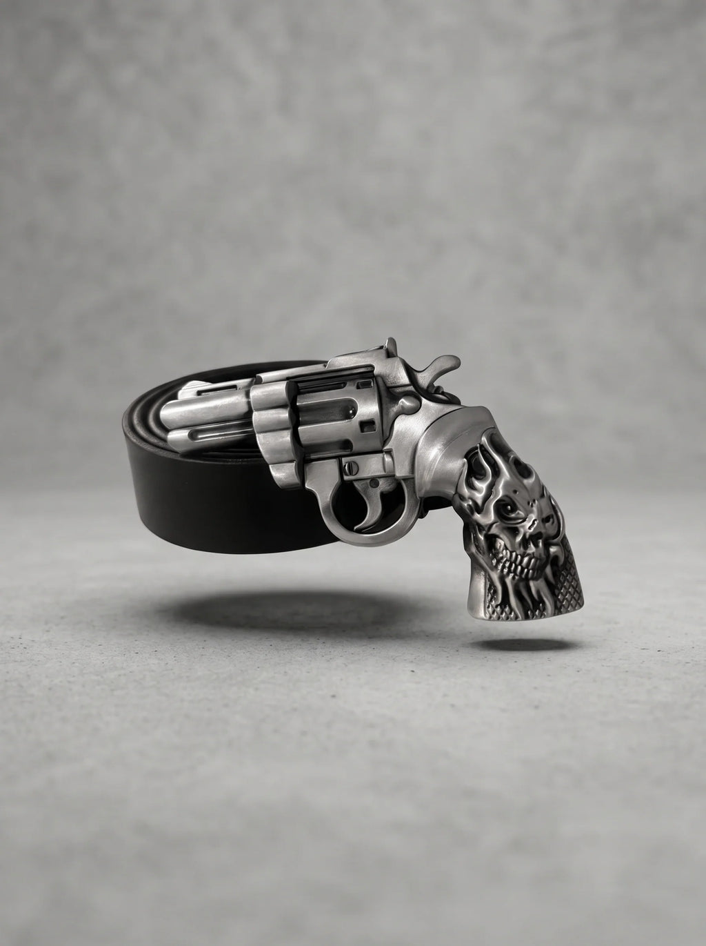 Outlaw Reaper Revolver Buckle Belt