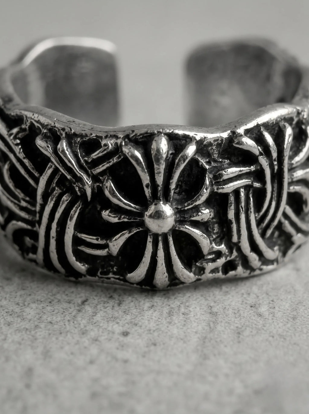 Gothic Cross Filigree Open Ring