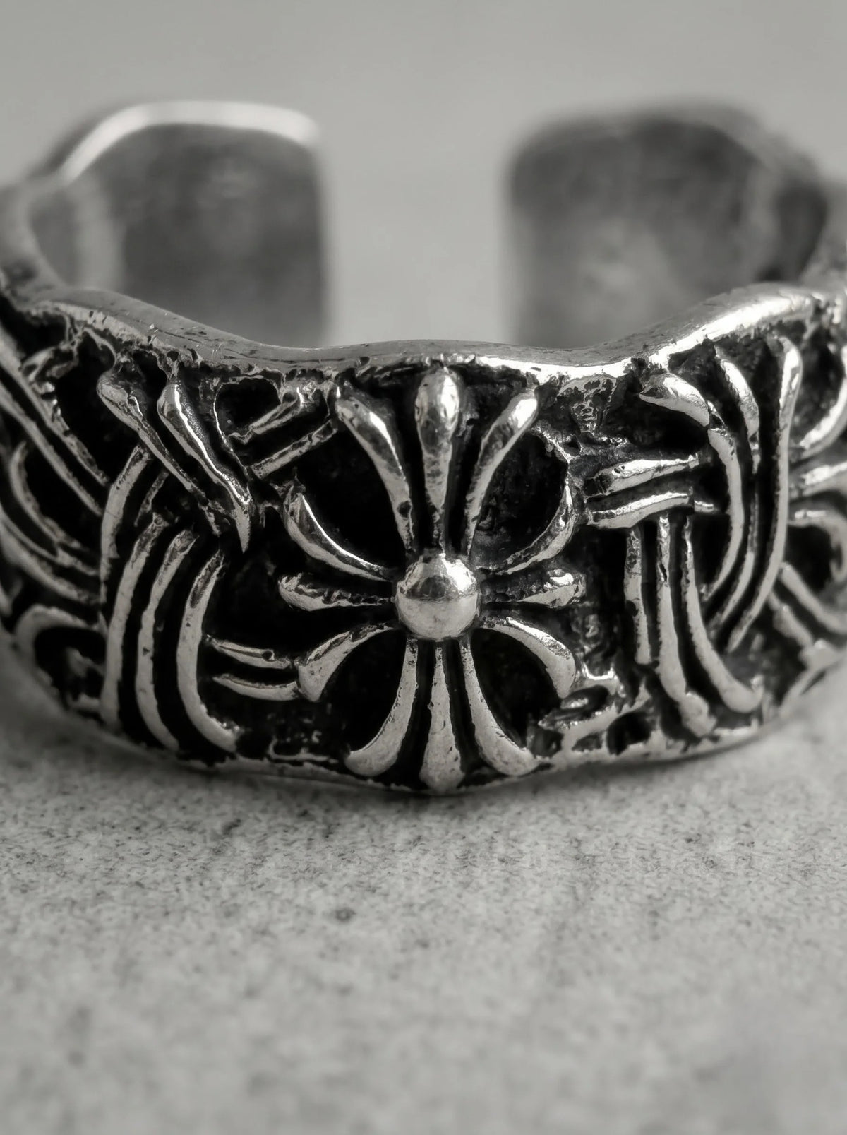 Gothic Cross Filigree Open Ring